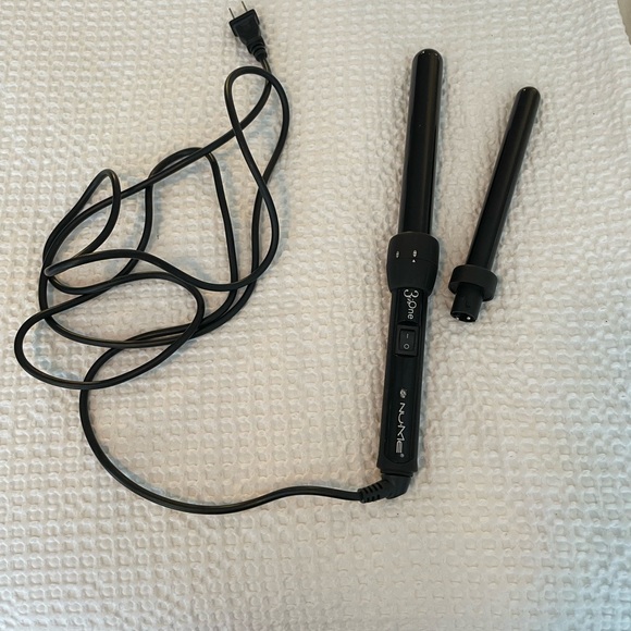 NuMe 3-in-1 Curling Wand - Picture 2 of 2